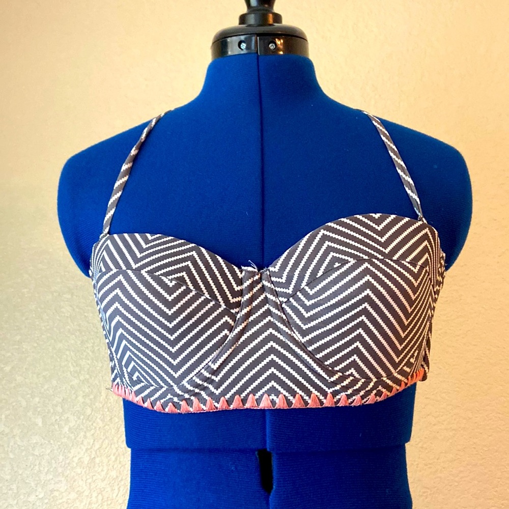 top swimsuit size M multi color
